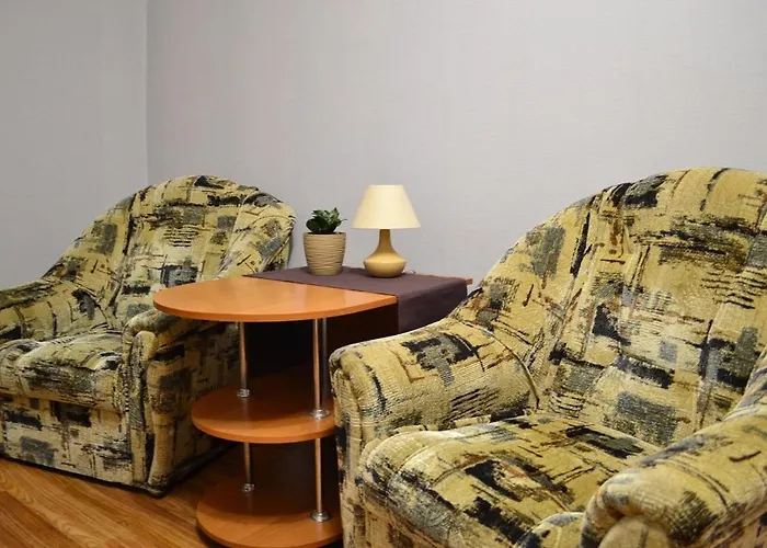 公寓 Old Courtyard Hretska *