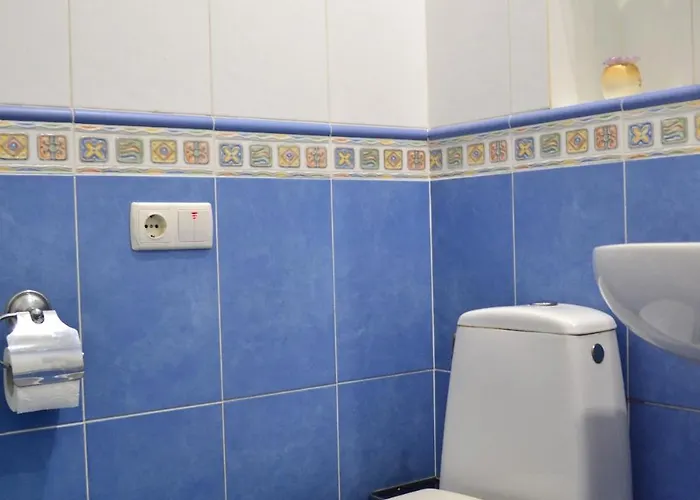 Апартаменты Old Courtyard Hretska