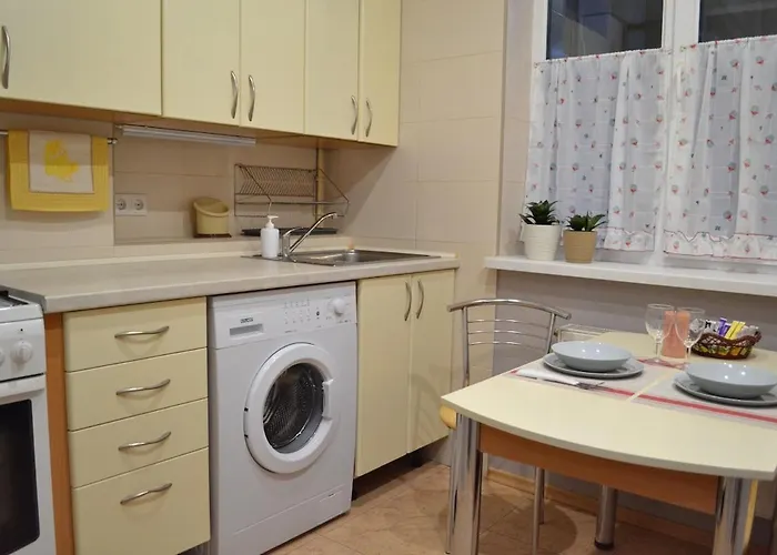 Apartment Old Courtyard Hretska